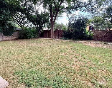 2229 Chasefield Drive - Photo Thumbnail 11