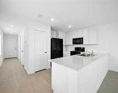 12120 Morgan Drive - Photo Thumbnail 3
