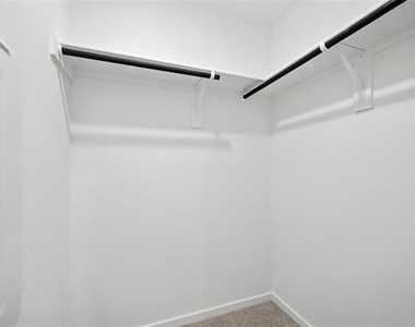 12120 Morgan Drive - Photo Thumbnail 11