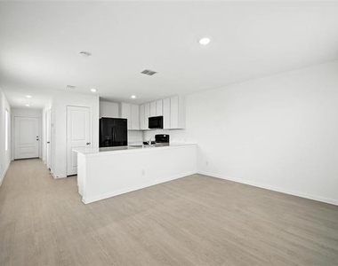 12120 Morgan Drive - Photo Thumbnail 1