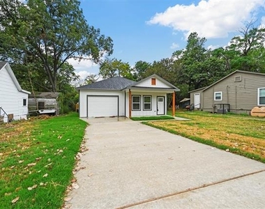 918 W Ford Street - Photo Thumbnail 21