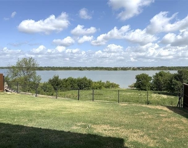 2800 Appaloosa Court - Photo Thumbnail 10
