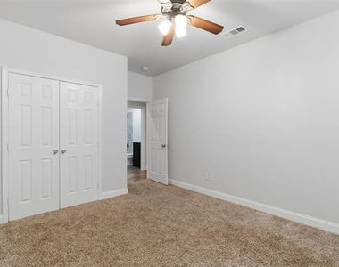 4805 Pickett - Photo Thumbnail 12