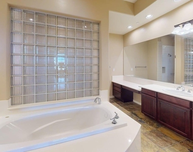36435 N Porta Nuova Road - Photo Thumbnail 26