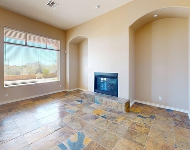 36435 N Porta Nuova Road - Photo Thumbnail 12