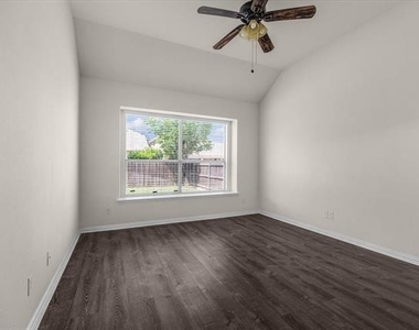 1725 Birds Eye Road - Photo Thumbnail 10