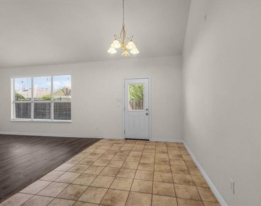 1725 Birds Eye Road - Photo Thumbnail 6