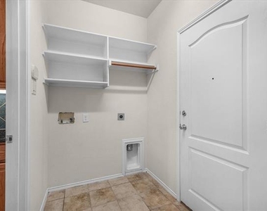 1725 Birds Eye Road - Photo Thumbnail 7