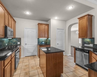 1725 Birds Eye Road - Photo Thumbnail 4