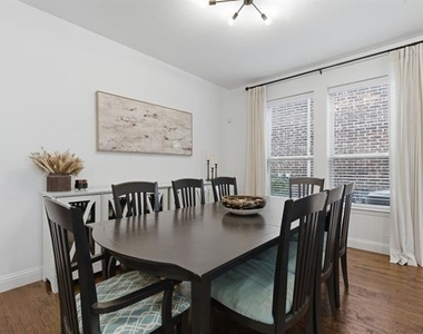 1425 5th Street - Photo Thumbnail 14
