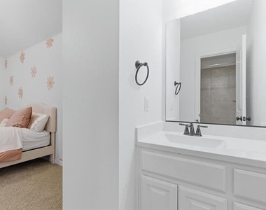 1425 5th Street - Photo Thumbnail 31