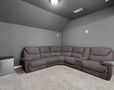 1425 5th Street - Photo Thumbnail 26