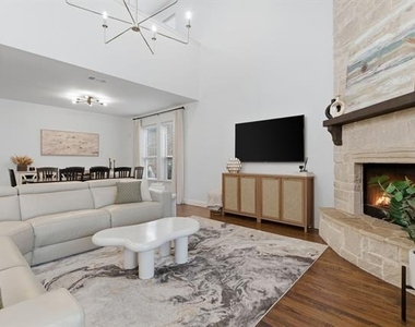 1425 5th Street - Photo Thumbnail 9