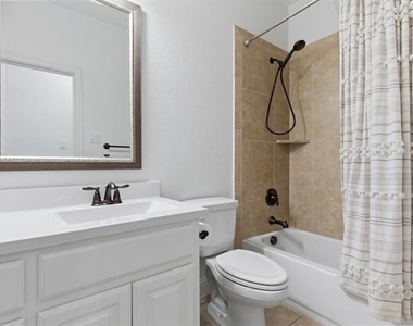1425 5th Street - Photo Thumbnail 20