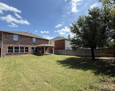 1117 Acacia Drive - Photo Thumbnail 25