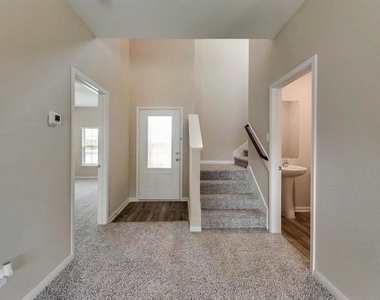 312 Golden Sands Lane - Photo Thumbnail 8