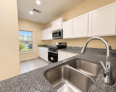 5945 Obsidian Creek Drive - Photo Thumbnail 2