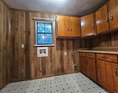 237 N Murphy - Photo Thumbnail 22
