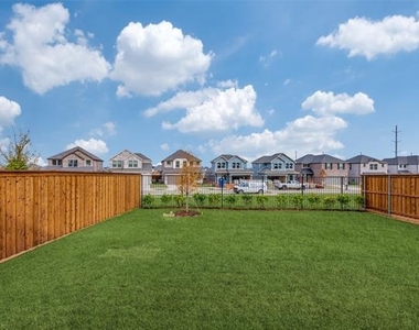240 Kistler Drive - Photo Thumbnail 14