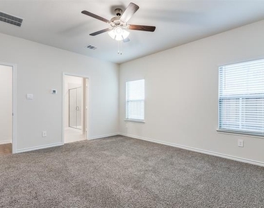 240 Kistler Drive - Photo Thumbnail 10