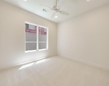4129 Grassmere - Photo Thumbnail 21