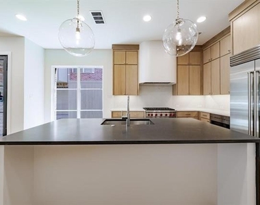 4129 Grassmere - Photo Thumbnail 9