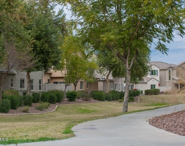 16013 N 21st Lane - Photo Thumbnail 28