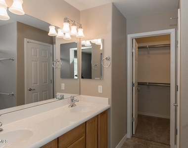 16013 N 21st Lane - Photo Thumbnail 17