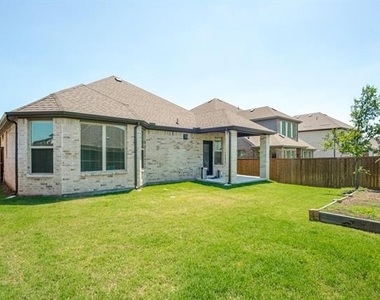 4213 Petunia Way - Photo Thumbnail 26