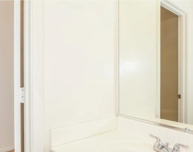 12816 N 122nd Drive - Photo Thumbnail 15