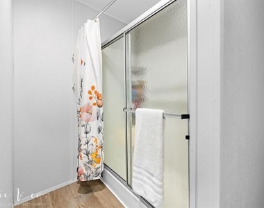 426 Daniel Way - Photo Thumbnail 6