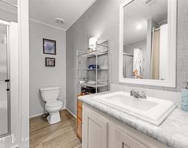 426 Daniel Way - Photo Thumbnail 5