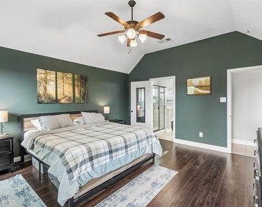 127 Hillcrest Way - Photo Thumbnail 12