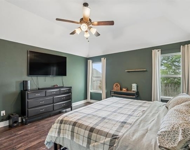 127 Hillcrest Way - Photo Thumbnail 13