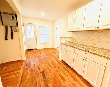 632 Peggs Street - Photo Thumbnail 14