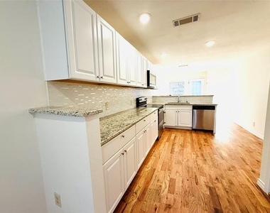 632 Peggs Street - Photo Thumbnail 17
