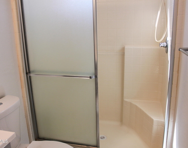 2300 E Magma Road - Photo Thumbnail 16