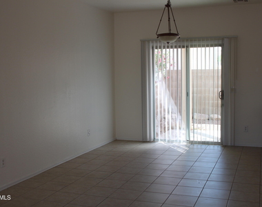 2300 E Magma Road - Photo Thumbnail 3