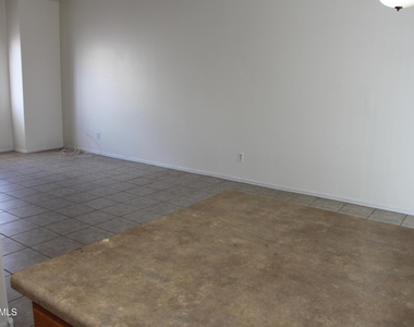 2300 E Magma Road - Photo Thumbnail 9