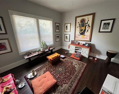219 Bryan Street - Photo Thumbnail 7