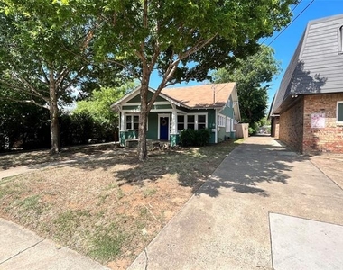 219 Bryan Street - Photo Thumbnail 1