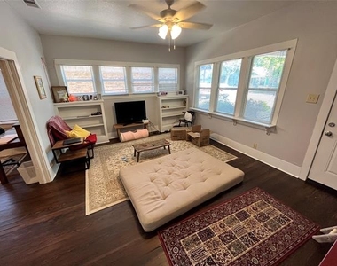 219 Bryan Street - Photo Thumbnail 2