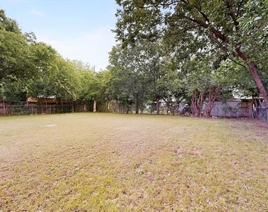 3632 Venice Drive - Photo Thumbnail 8