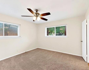 3632 Venice Drive - Photo Thumbnail 16