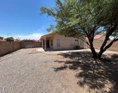 2449 N 125th Lane - Photo Thumbnail 20