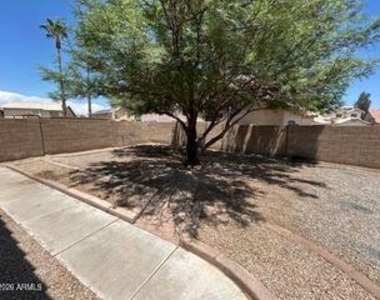 2449 N 125th Lane - Photo Thumbnail 19