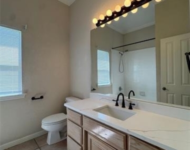 6376 Newport Court - Photo Thumbnail 16