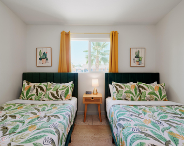 7313 E Oak Street - Photo Thumbnail 40
