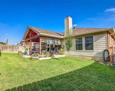 544 Bent Oak Drive - Photo Thumbnail 19