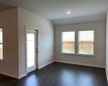 503 Spur Ridge - Photo Thumbnail 1